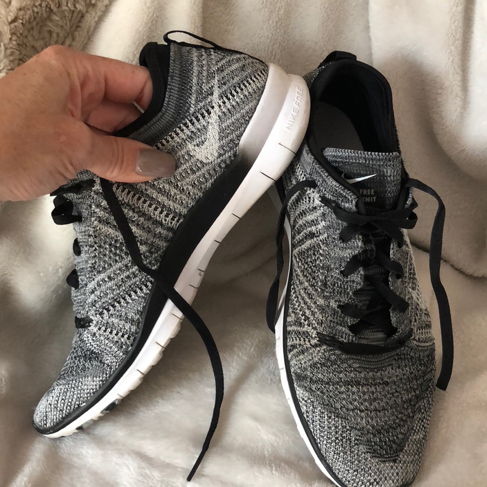 Nike Free TR Flyknit - Super Cute!